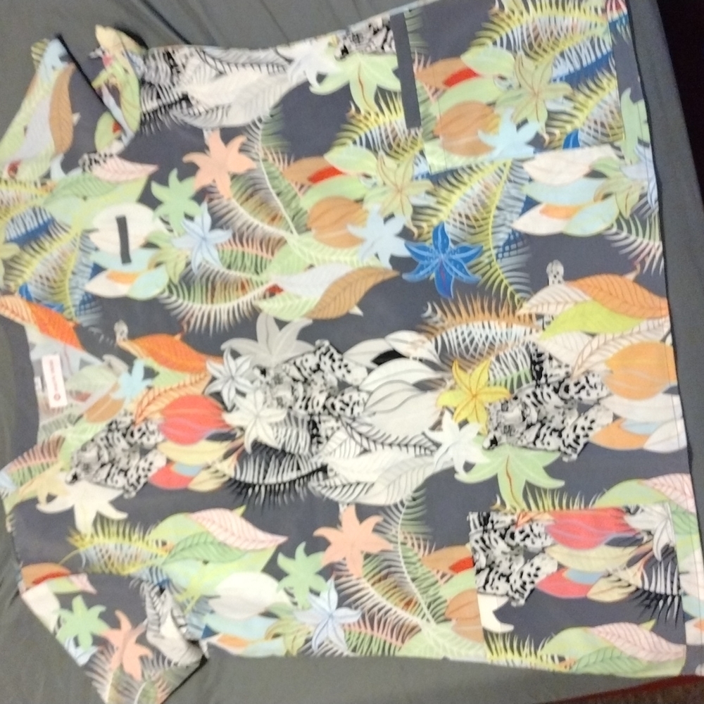 Scrub shirt NWOT